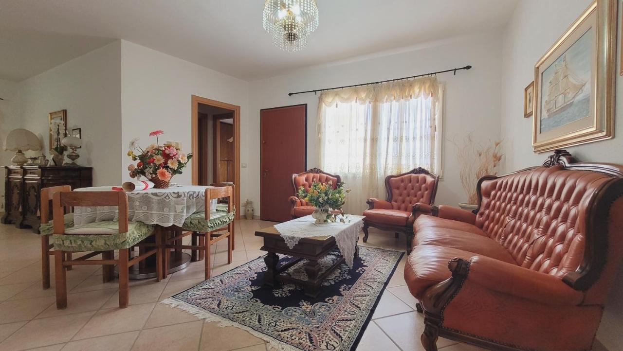 Residenza La Pineta Orosei Βίλα Εξωτερικό φωτογραφία